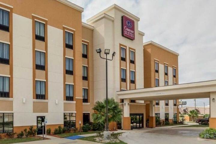 Comfort Suites Cotulla near I-35