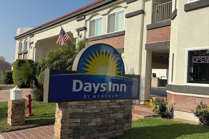 Days Inn by Wyndham Near City of Hope