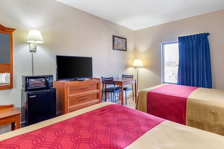 Room 16 of 22