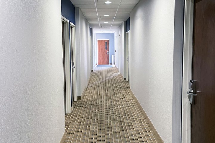 Ballroom/Hall 30 of 32