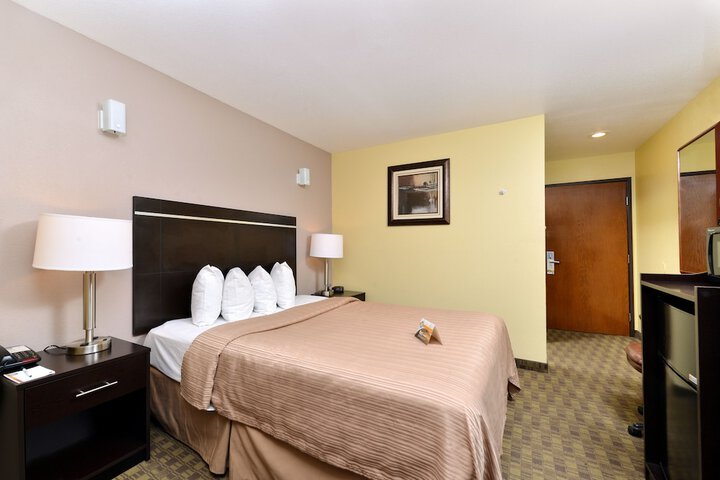 Room 34 of 44