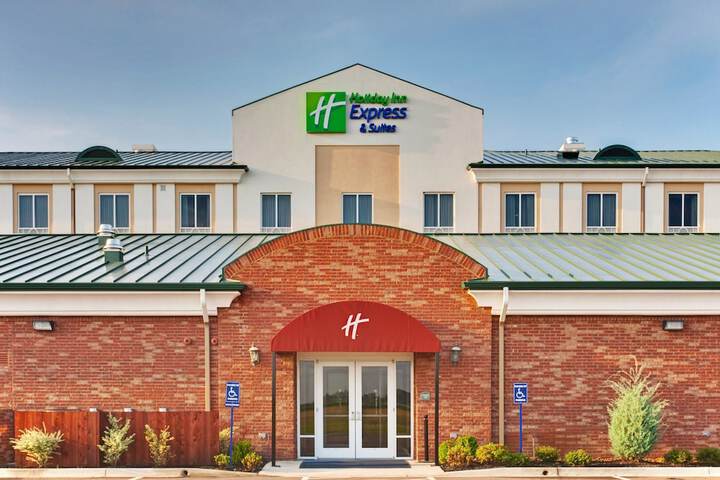 Hotel 7 of 51