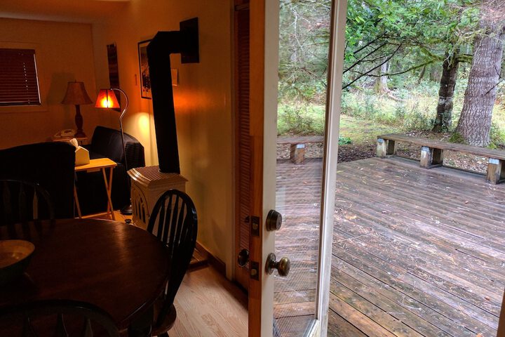 Alexanders Lodge