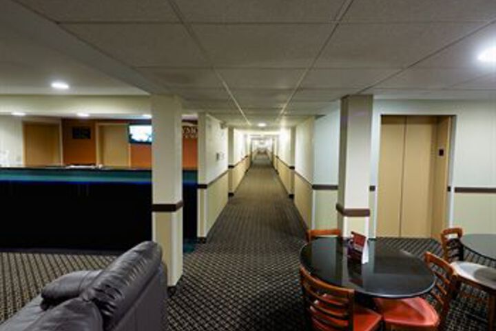 SureStay Plus Hotel by Best Western Somerset