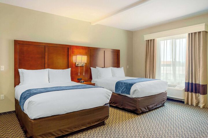 Comfort Suites Burlington near I-5