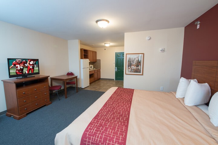Room 16 of 34