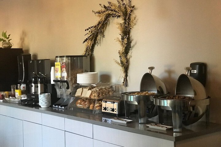 Breakfast/Coffee Service 80 of 83