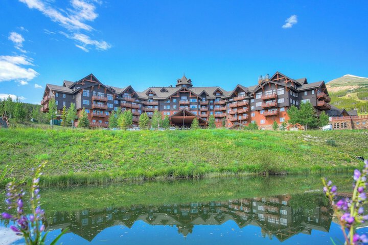 One Ski Hill Place a RockResort, by Vail Resorts