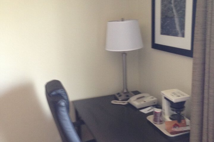 Room 33 of 60
