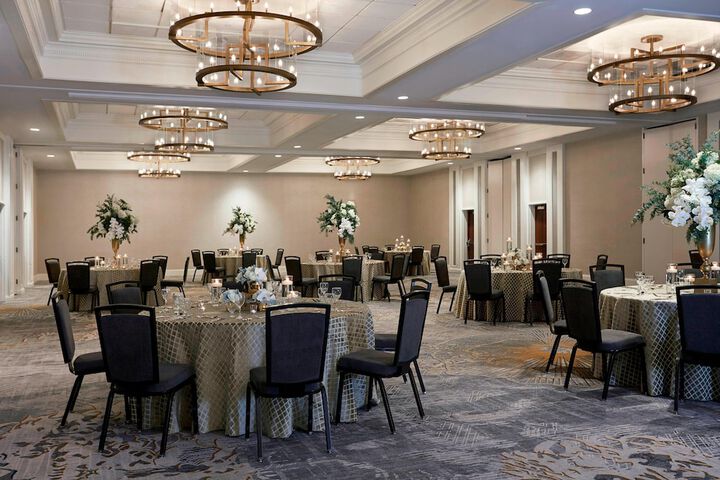 Ballroom/Hall 77 of 83