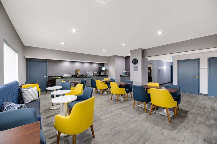 Quality Inn & Suites Artesia