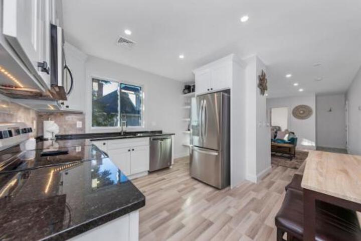 Private Luxury Framingham Condo Near Boston
