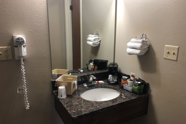 Room 9 of 29