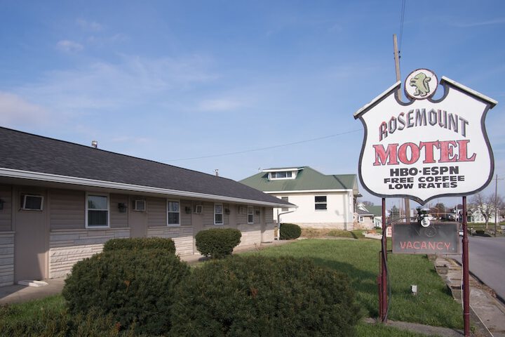 Rosemount Motel