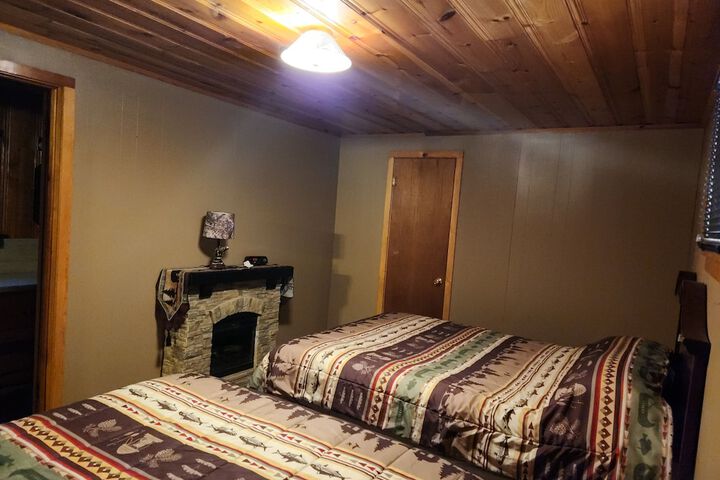 Eagle Nest Fly Shack and Lodge