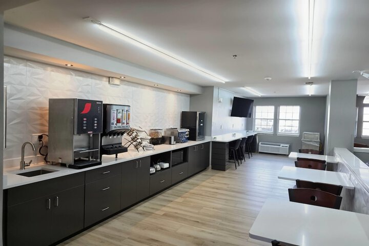 Microtel Inn & Suites by Wyndham Claremore