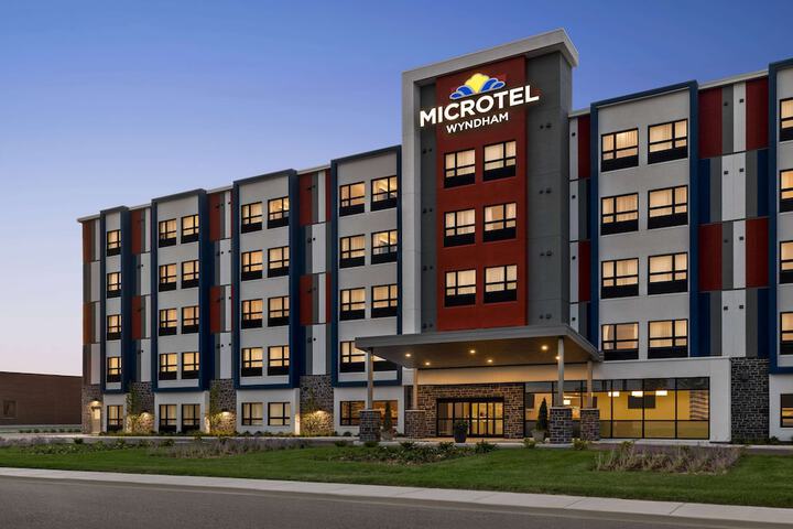 Hotel 2 of 42