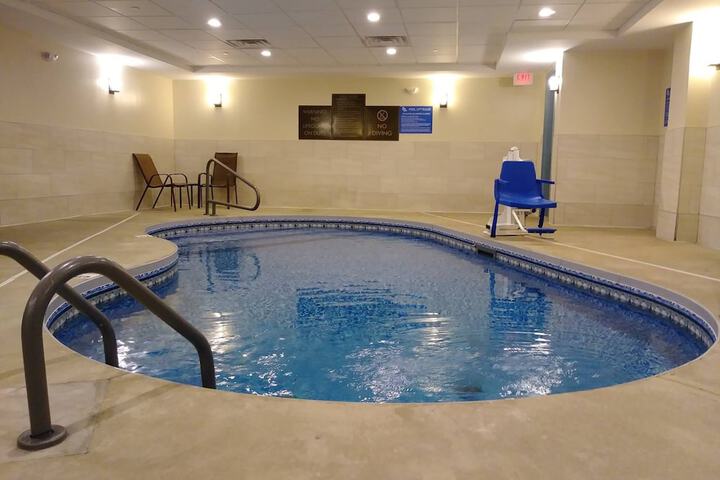 Pool 2 of 37