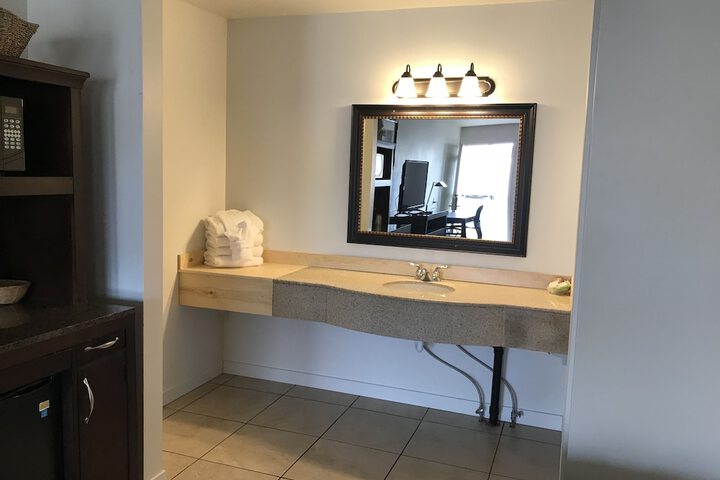 Room 21 of 25