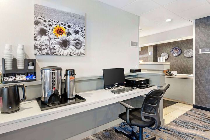 Best Western Plus Beckley Inn