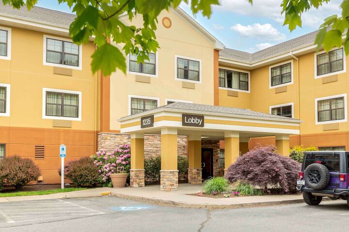 Hotel 2 of 28