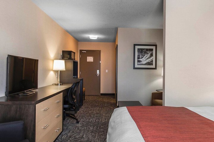 Room 36 of 54