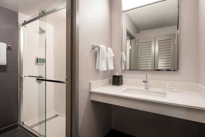 Courtyard by Marriott Seattle Southcenter