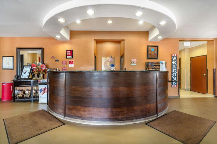 Comfort Suites Gallup East Route 66 and I-40