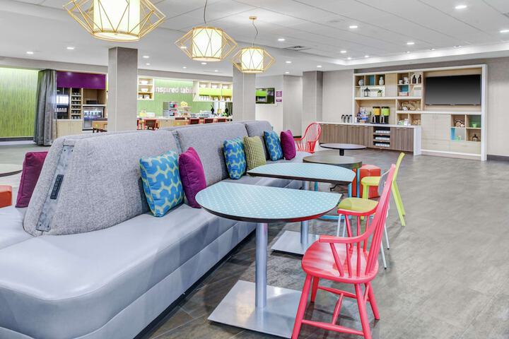 Breakfast/Coffee Service 23 of 29