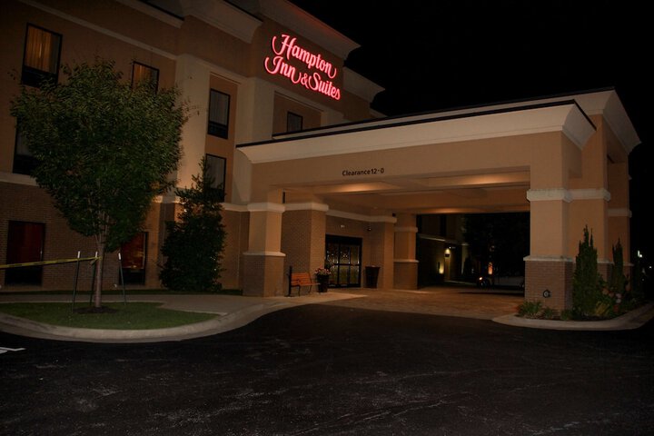 Hotel 2 of 48