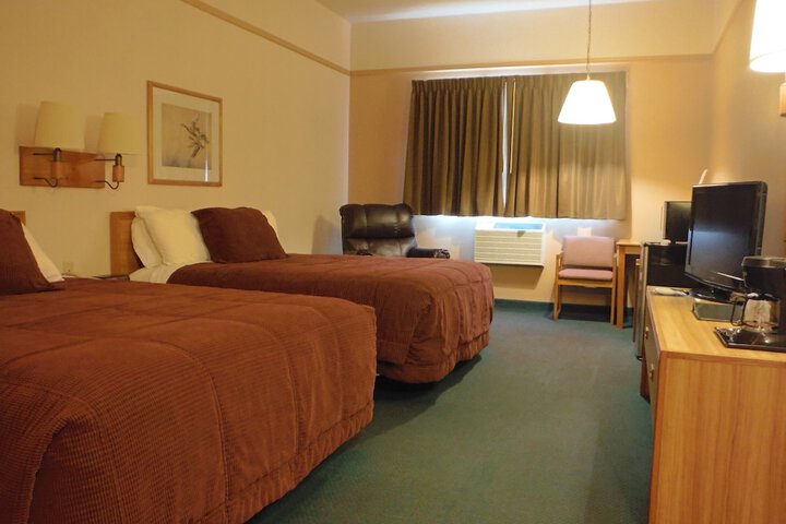 Room 32 of 71