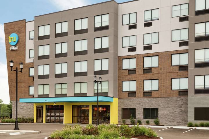 Tru by Hilton St. Charles St. Louis MO