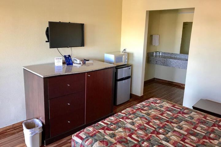 Room 20 of 26