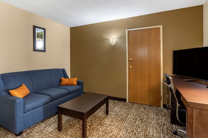 Room 26 of 46