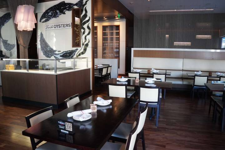 Hyatt at Olive 8