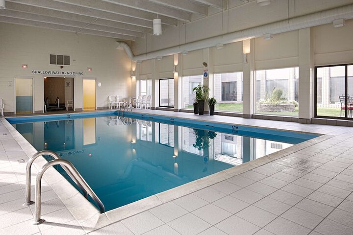 Pool 4 of 36