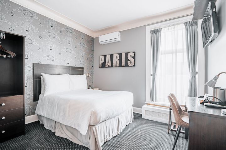Room 22 of 64
