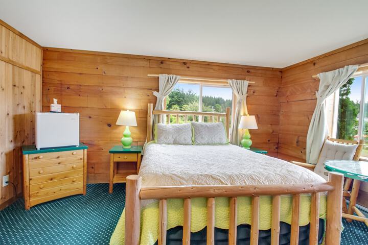 Room 128 of 189