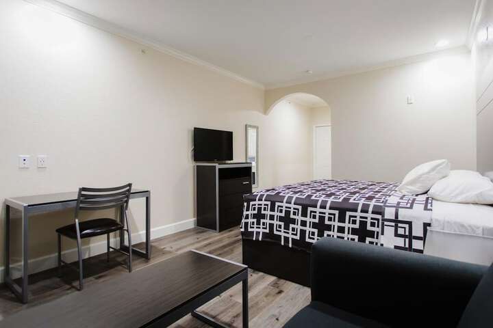 Room 12 of 53