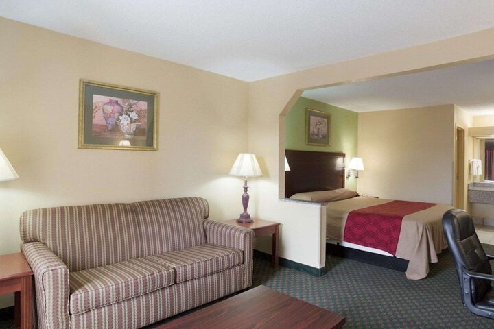 Room 21 of 29