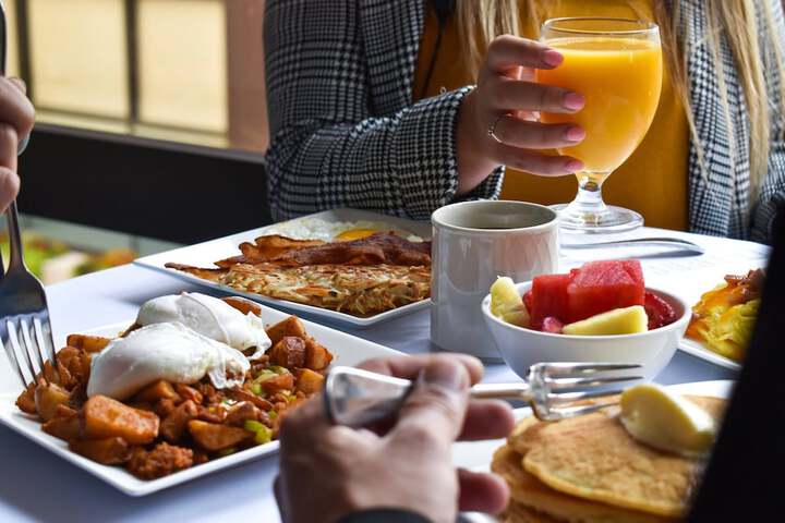 Breakfast/Coffee Service 61 of 80