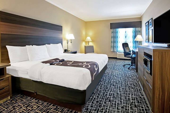 Room 47 of 60
