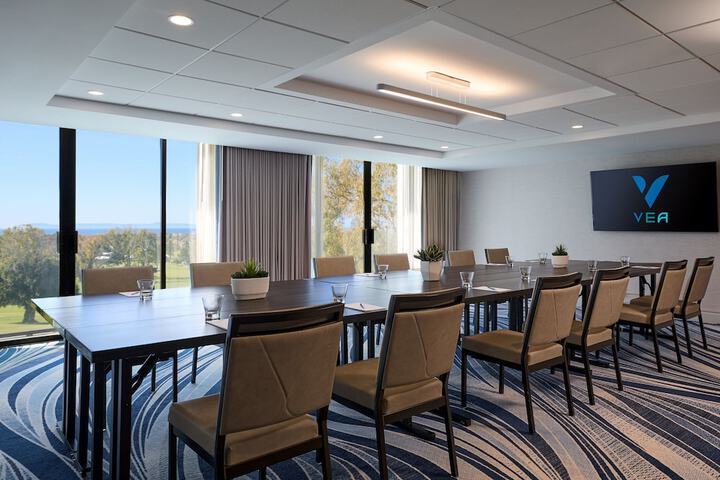 VEA Newport Beach a Marriott Resort & Spa