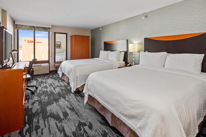 Fairfield Inn & Suites Anaheim North / Buena Park.