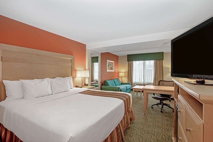 Room 36 of 52