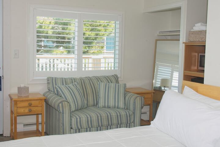 Room 53 of 231