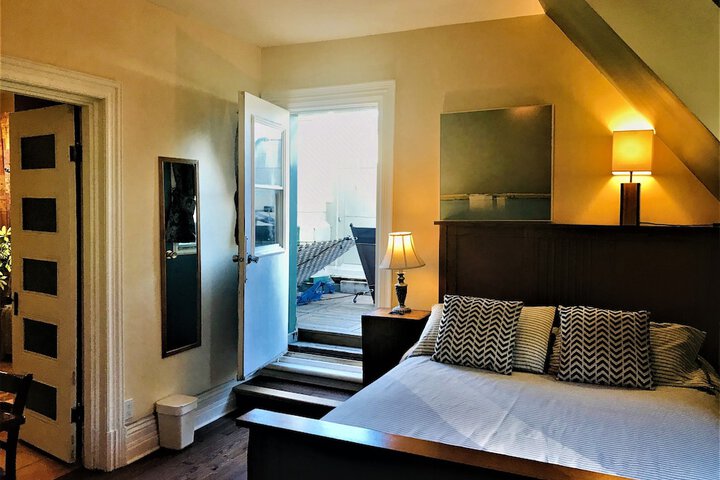 Room 31 of 49