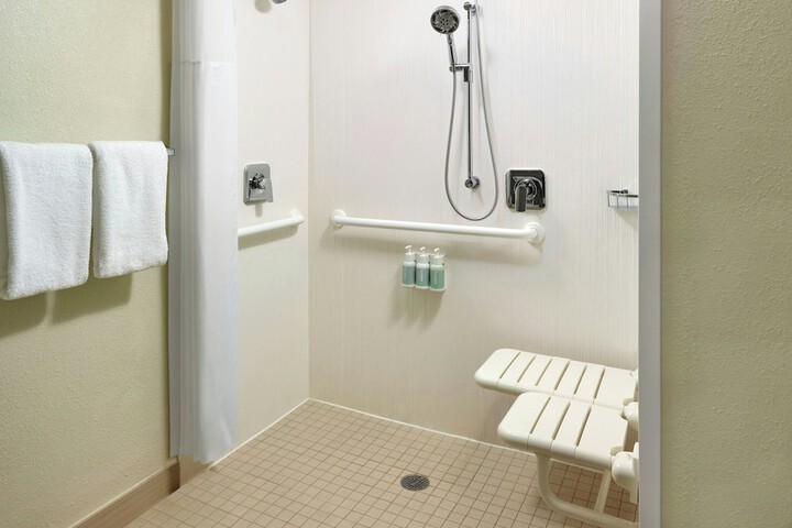 Courtyard by Marriott Toledo Rossford / Perrysburg