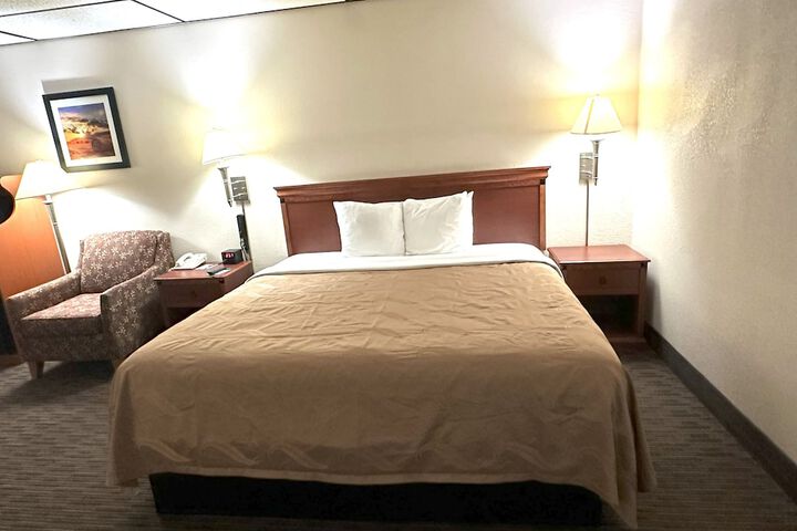 Room 54 of 163