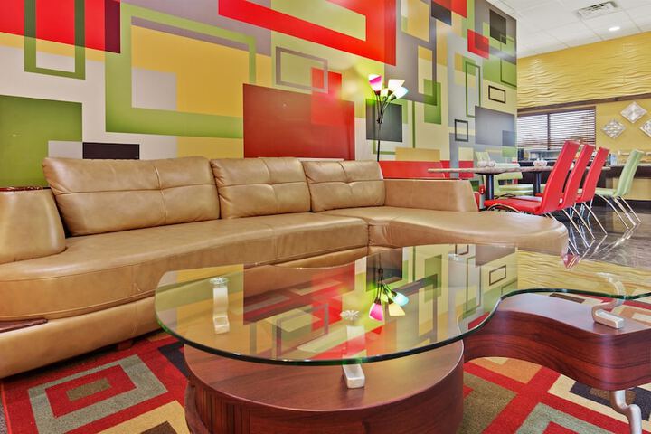Hotel Interior 7 of 24